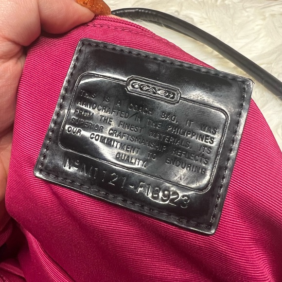 Coach Peyton Shopper Carryall (F18923) Bk/Gr - Picture 12 of 16